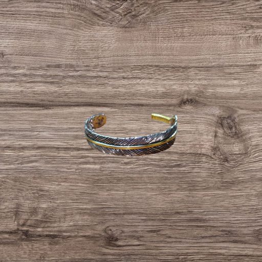Toro Loco Unisex Bracelet Elegant Chiseled Cuff - Silver/Gold Tone
